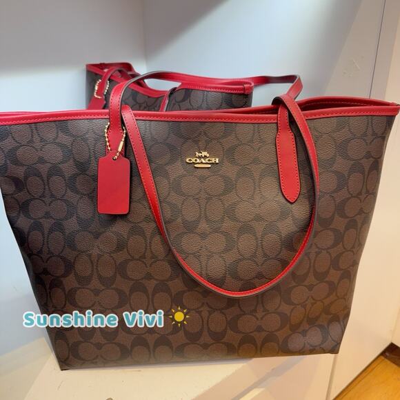 NWT Coach City Tote In Signature Canvas 5696 Gold/Brown 1941 Red - Picture 1 of 8